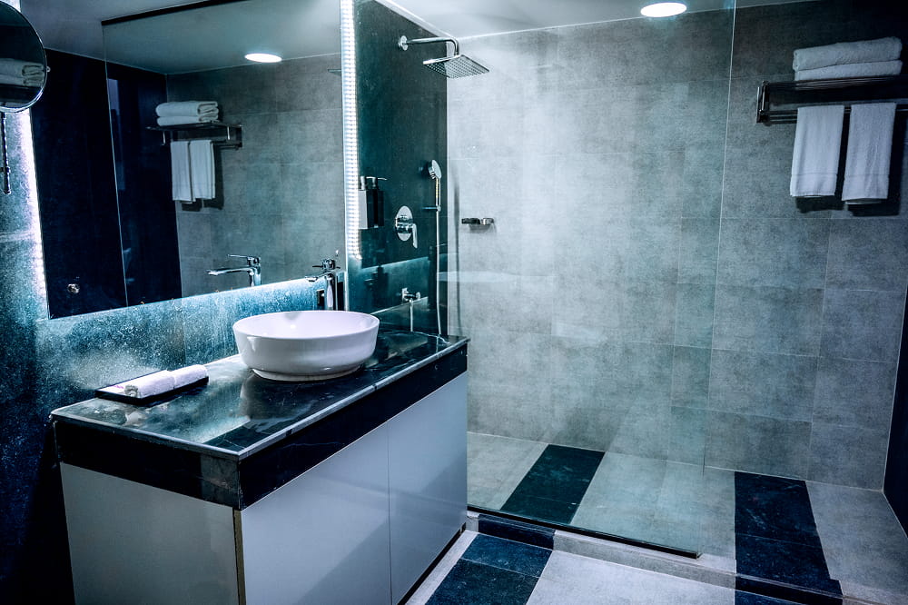 Signature Suite